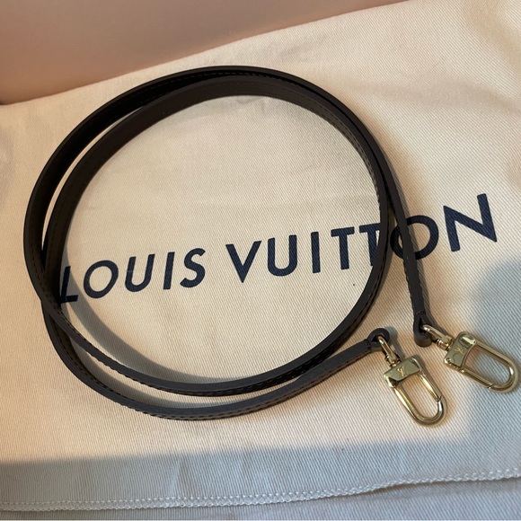 SOLD Louis Vuitton Alma Damier Ebene Shoulder Bag BB Brown Canvas (Microchipped) - Picture 15 of 15